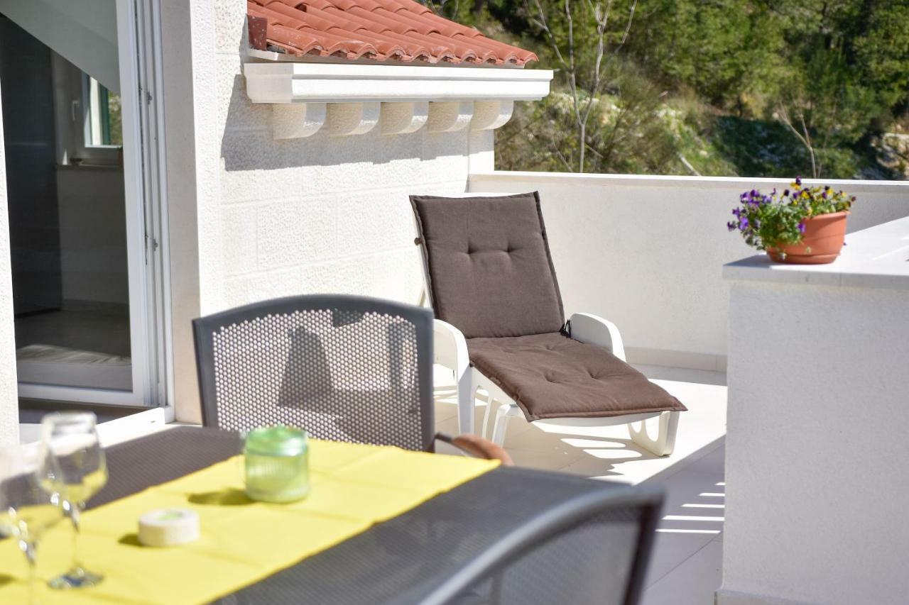 Villa Mar 1 - Luxury Apartments Pucisca Buitenkant foto